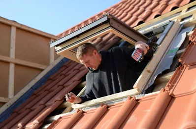 Pose de fenêtres de toit Velux à Grenay